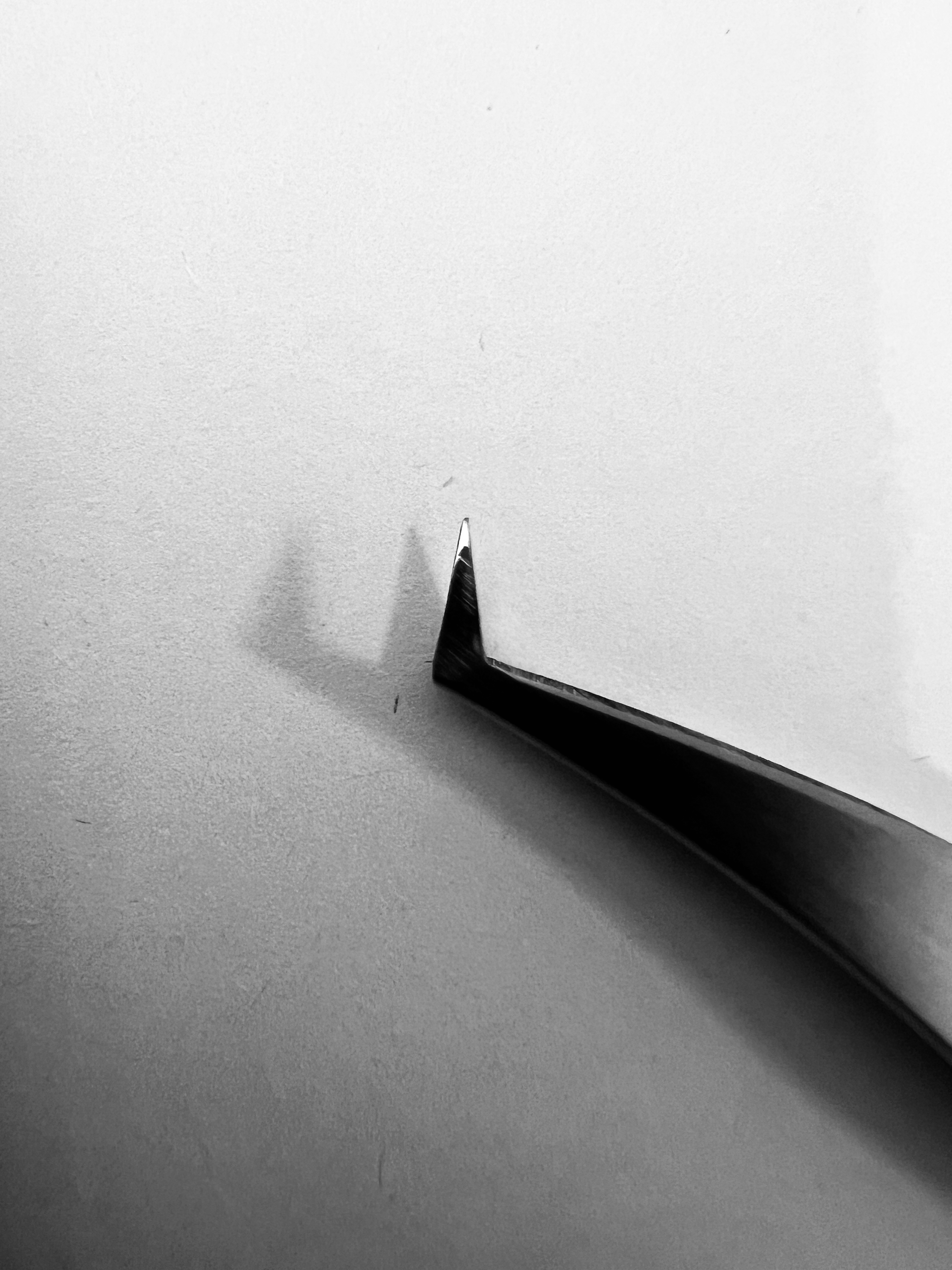 Пинцет AURA №2 "Мини Топорик" лазерная заточка.